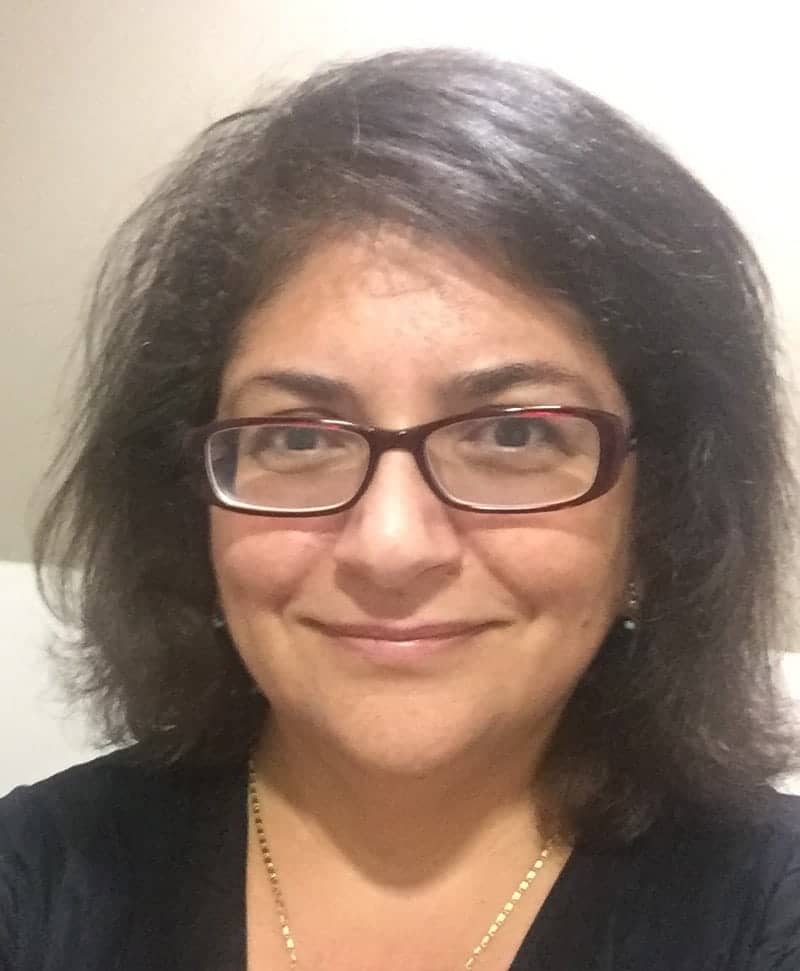   Mona Saleh  BSc FHGSA (GC) PhD  @DNAdownunder  Senior Genetic Counselor and Program Leader at  Centre for Genetics Education  